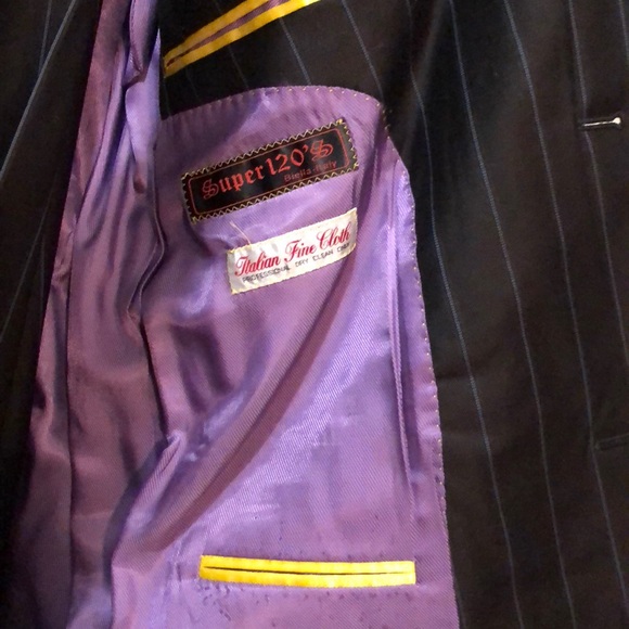 Men suit - Picture 4 of 4